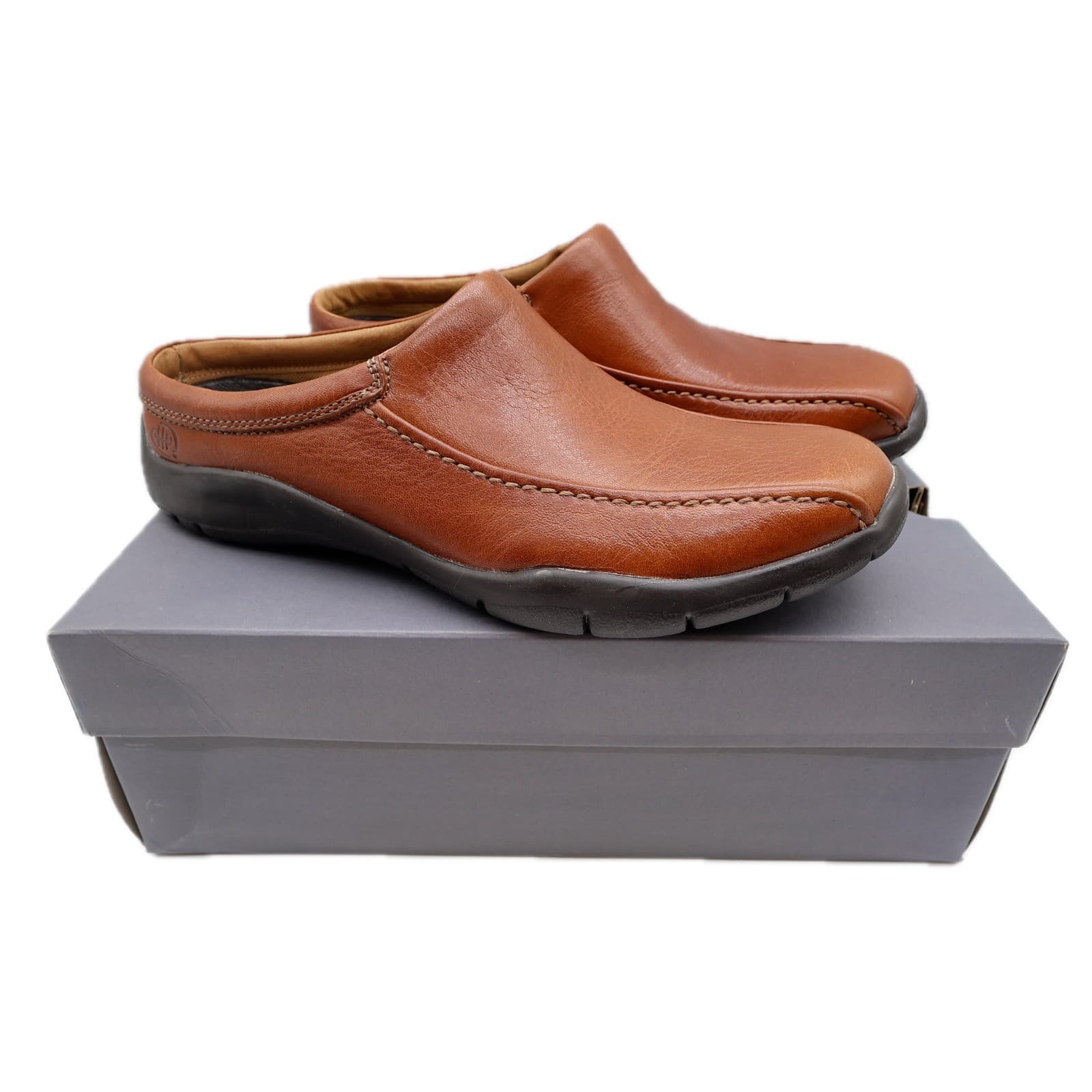 Hush Puppies Zoom Clogs Mens 10 Tan Leather Slip On Comfort Shoes H100062 NOS