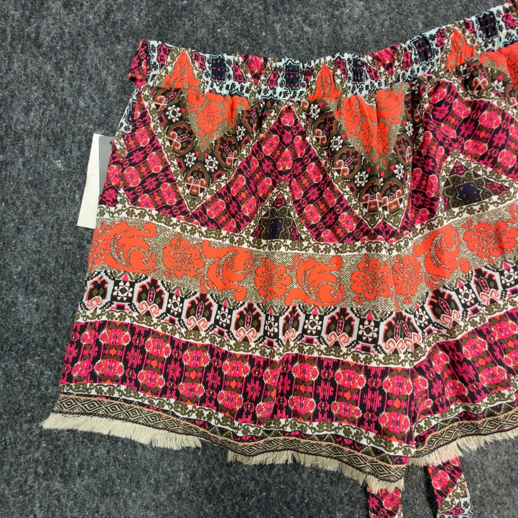 My Michelle Modern Indies Rock Paisley Shorts Juniors L Pink Orange NWT