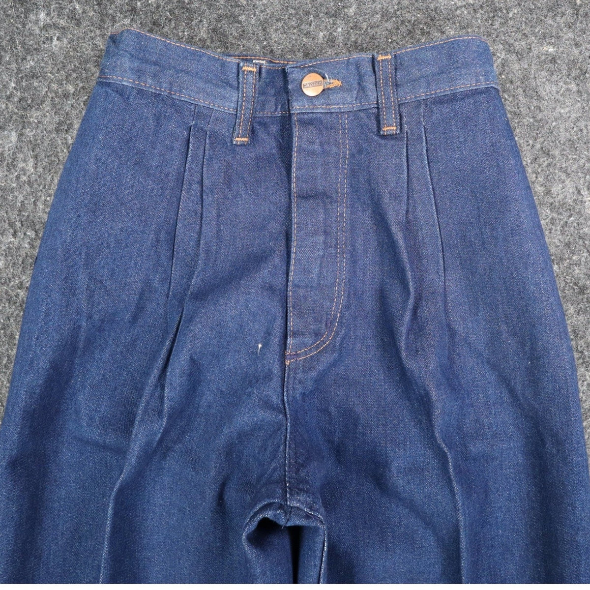 Maverick Pleated Denim Jeans Juniors 7 Vintage 70s Dark Wash USA Made Deadstock