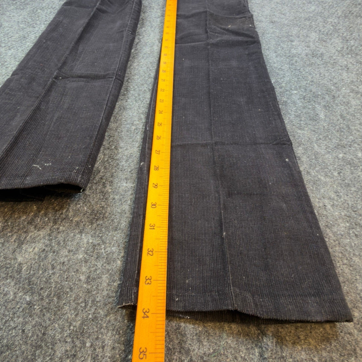 Maverick 1970s Vintage Corduroy Pants Juniors 7 Black NWT Deadstock Made in USA - take2supply