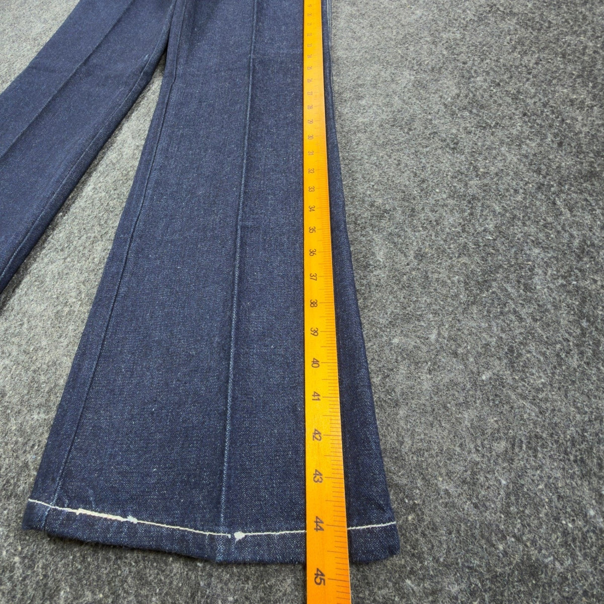 Gino Cappeli Vintage 70s Boot Cut Jeans Mens 34x35 Indigo Cotton Denim NWT - take2supply