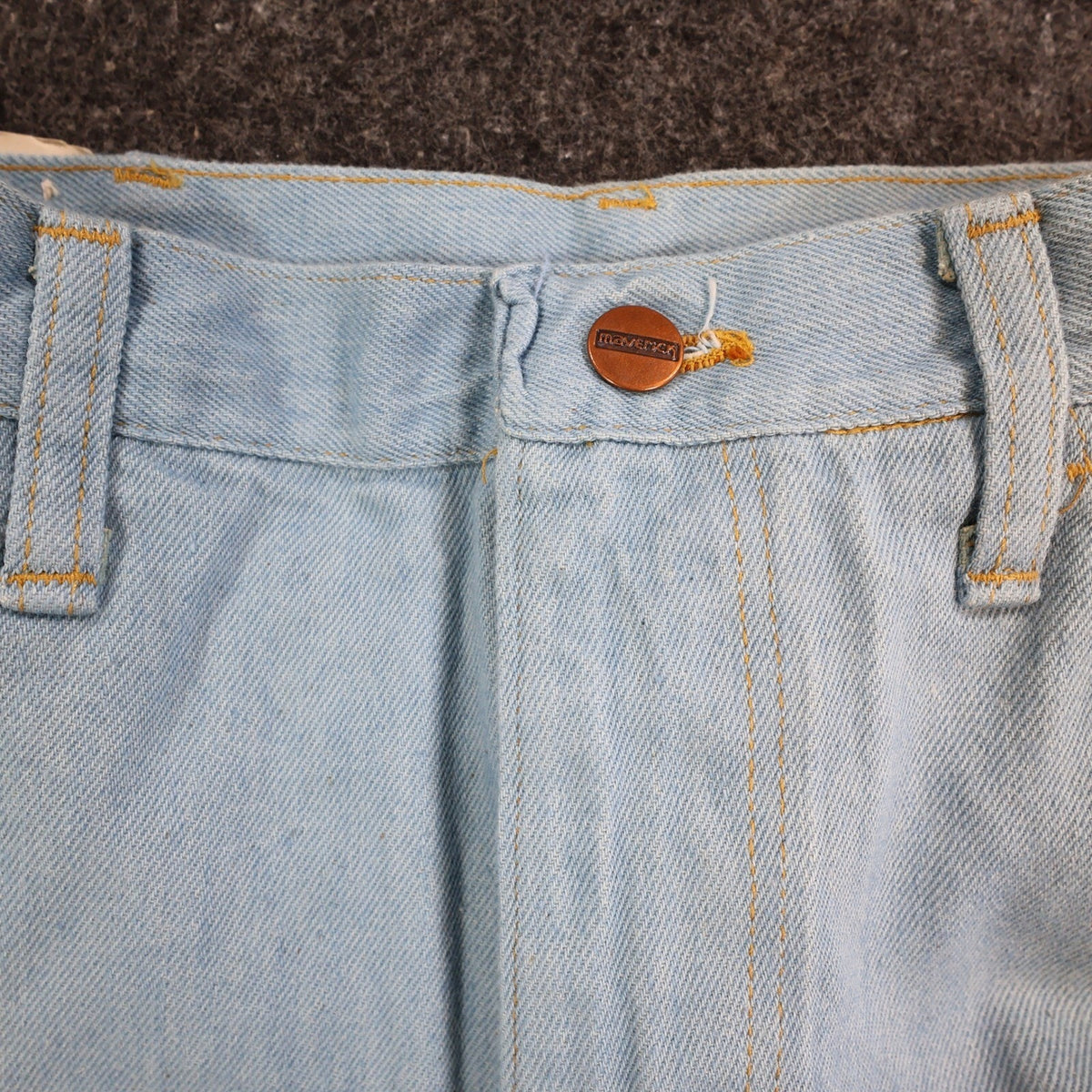 Maverick Vintage 70s Bootcut Jeans Mens 33 Long Light Blue USA Made NOS NWT - take2supply