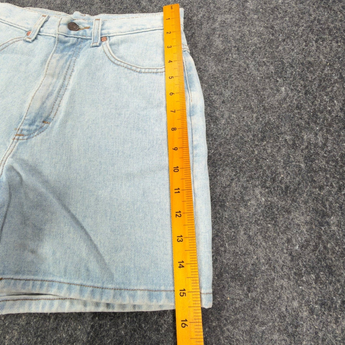 Lee 90s Vintage Relaxed Denim Shorts Junior 9 Light Wash NWT NIB - take2supply