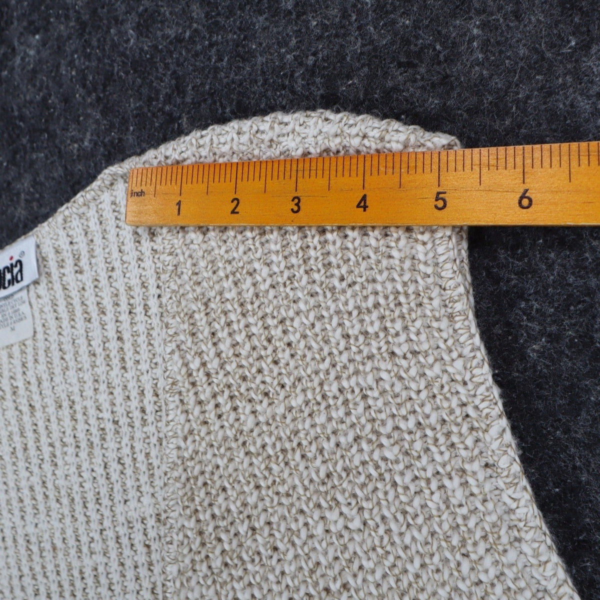 Lucia Sweater Vest Womens Medium Vintage 90s Beige Cotton Knit Button Front USA
