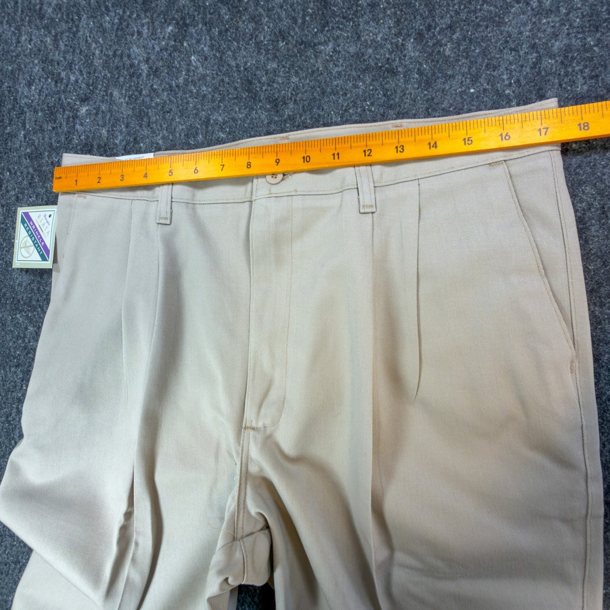 Wrangler Riata Pants Mens 35x30 Vintage 90s Khaki Cotton Relaxed Fit Pleated NEW