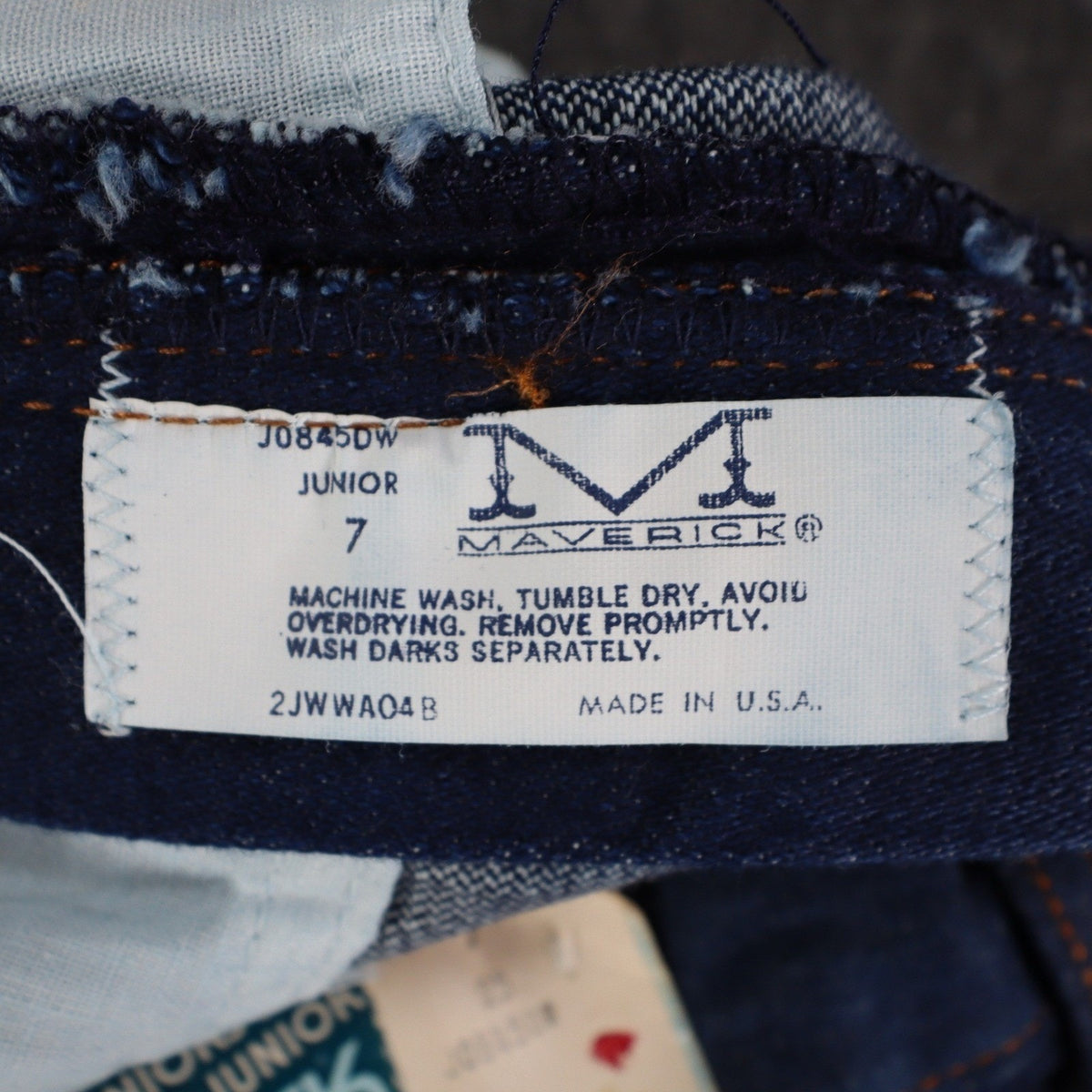 Maverick Pleated Denim Jeans Juniors 7 Vintage 70s Dark Wash USA Made Deadstock