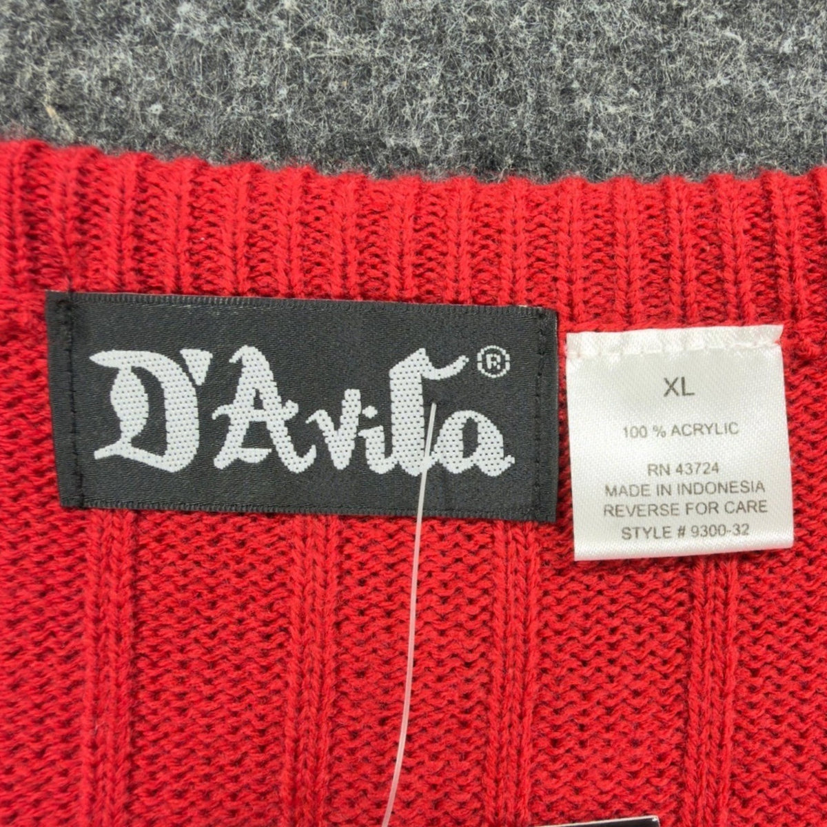 D'Avila Vintage Sweater Vest Mens XL Red Acrylic V-Neck Ribbed Knit NWT - take2supply