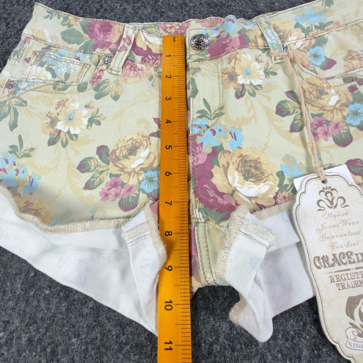 Grace in LA Modern Floral Denim Shorts Juniors 7/27 Yellow NWT