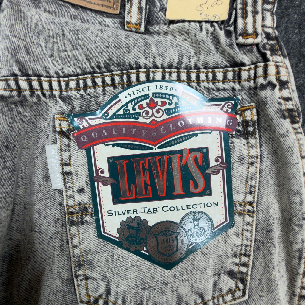 Levi's Vintage 90s SilverTab Shorts Kids S Gray Acid Wash Denim NWT Deadstock