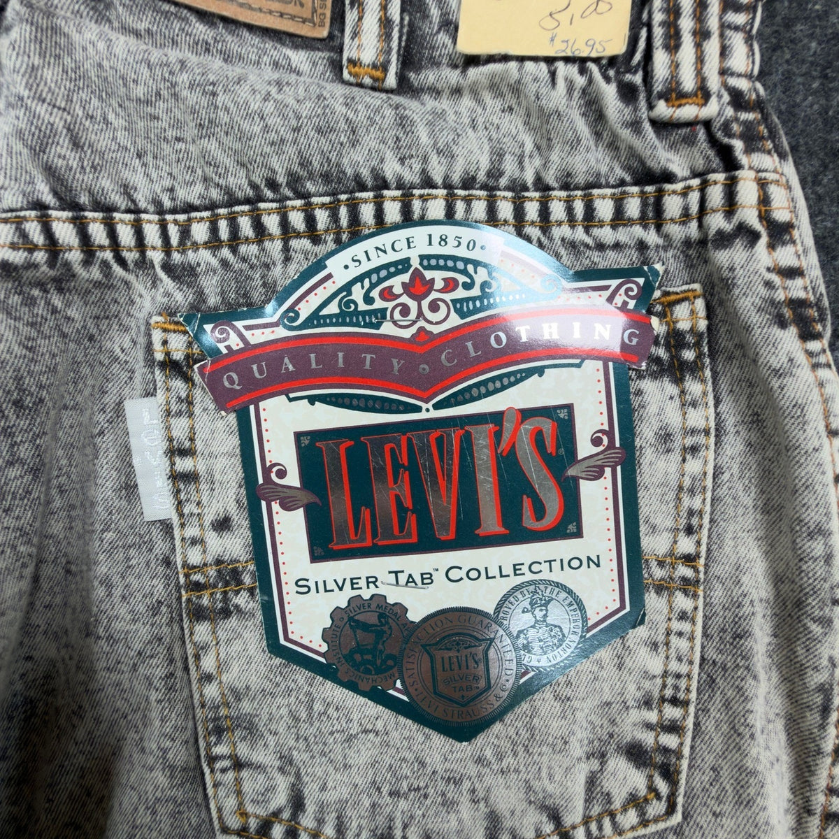 Levi's Vintage 90s SilverTab Shorts Kids S Gray Acid Wash Denim NWT Deadstock