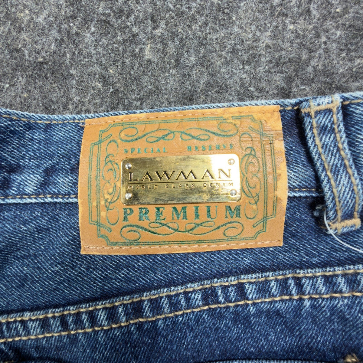 Lawman 90s Vintage High Rise Denim Shorts Womens 11/12 Blue NWT VERA YR77 - take2supply