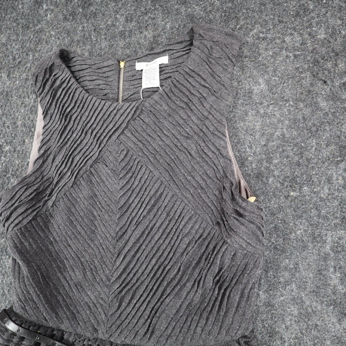 Esley Dress Womens Medium Gray Textured Pleated Sleeveless Belted Fit Flare New
