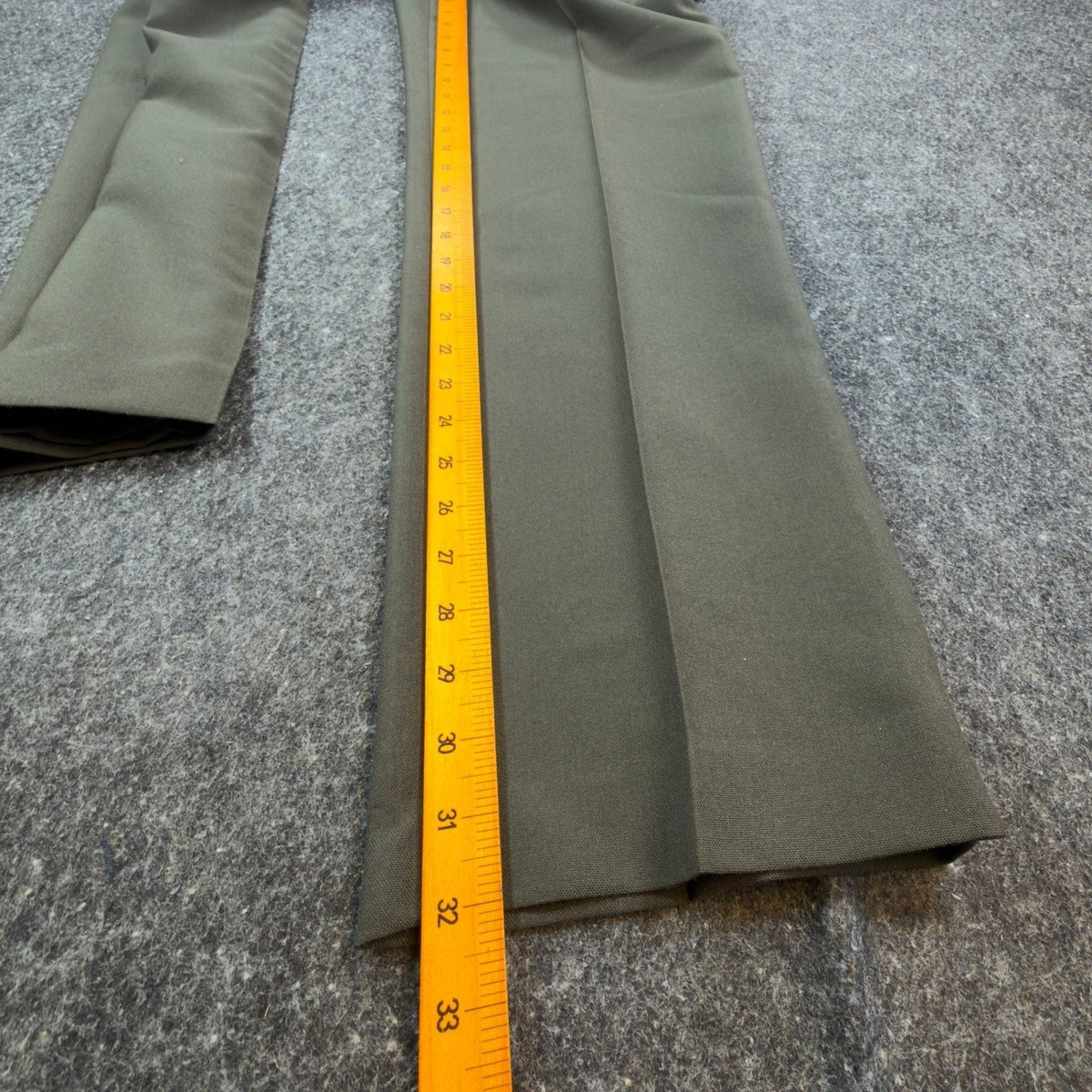 Glen Oaks Vintage 90s Dress Pants Mens 32x32 Olive Pleated Wool Blend NWT