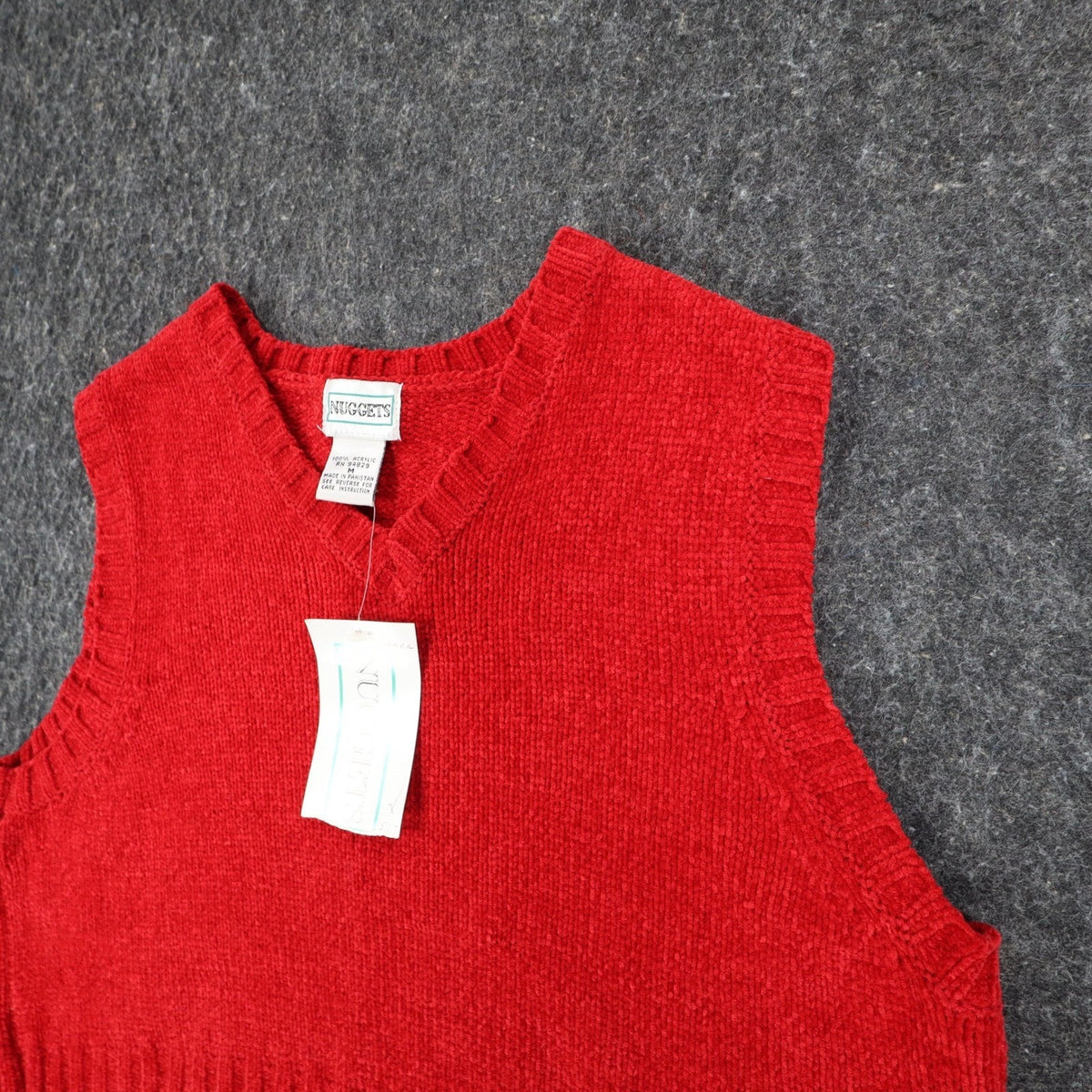 Nuggets Sweater Vest Medium Red Vintage 90s Chenille Knit V-Neck RN 94829