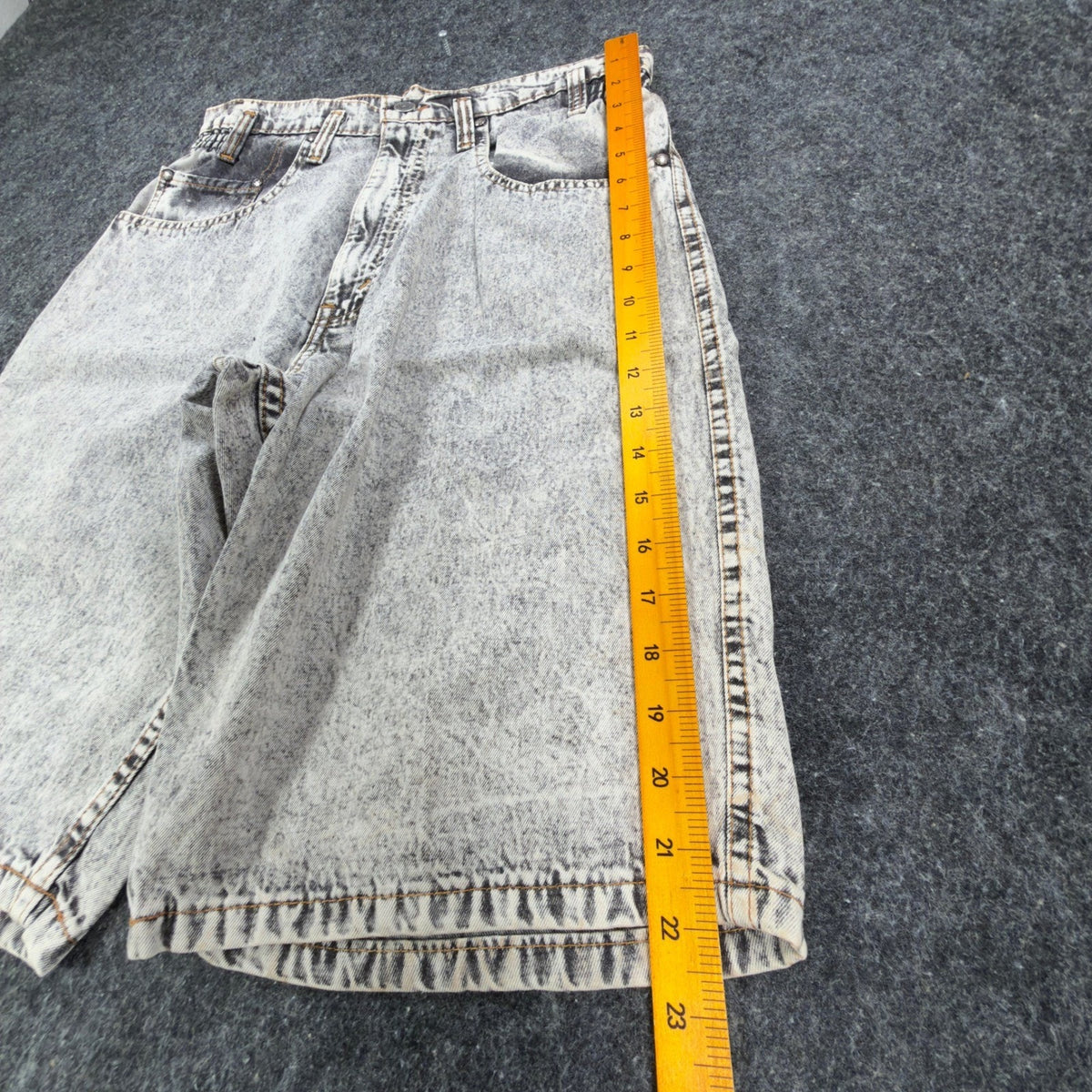 Levi's Vintage 90s SilverTab Shorts Kids S Gray Acid Wash Denim NWT Deadstock