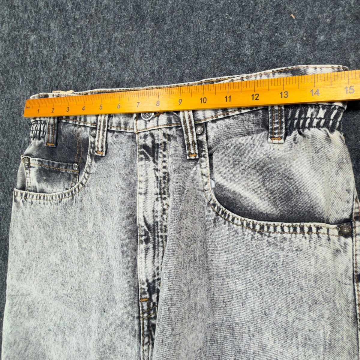 Levi's Vintage 90s SilverTab Shorts Kids S Gray Acid Wash Denim NWT Deadstock