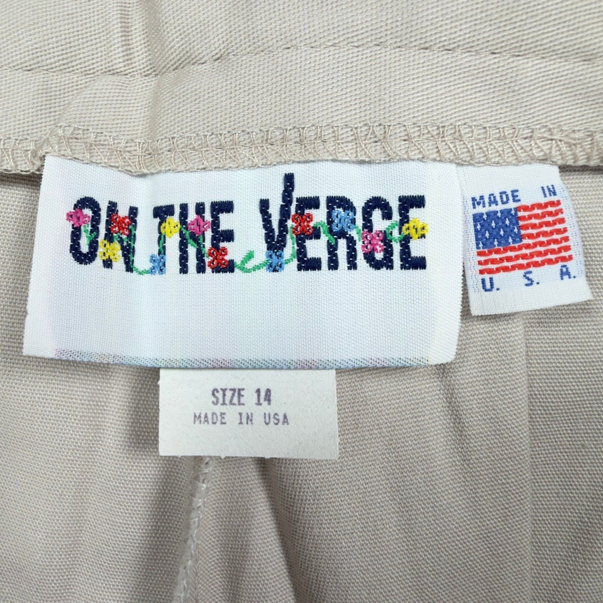 On The Verge Vintage Pleated Shorts Womens 14 Beige Cotton Blend NWT USA Made - take2supply