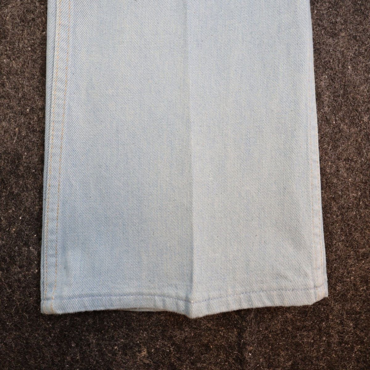 Maverick Vintage 70s Bootcut Jeans Mens 33 Long Light Blue USA Made NOS NWT - take2supply