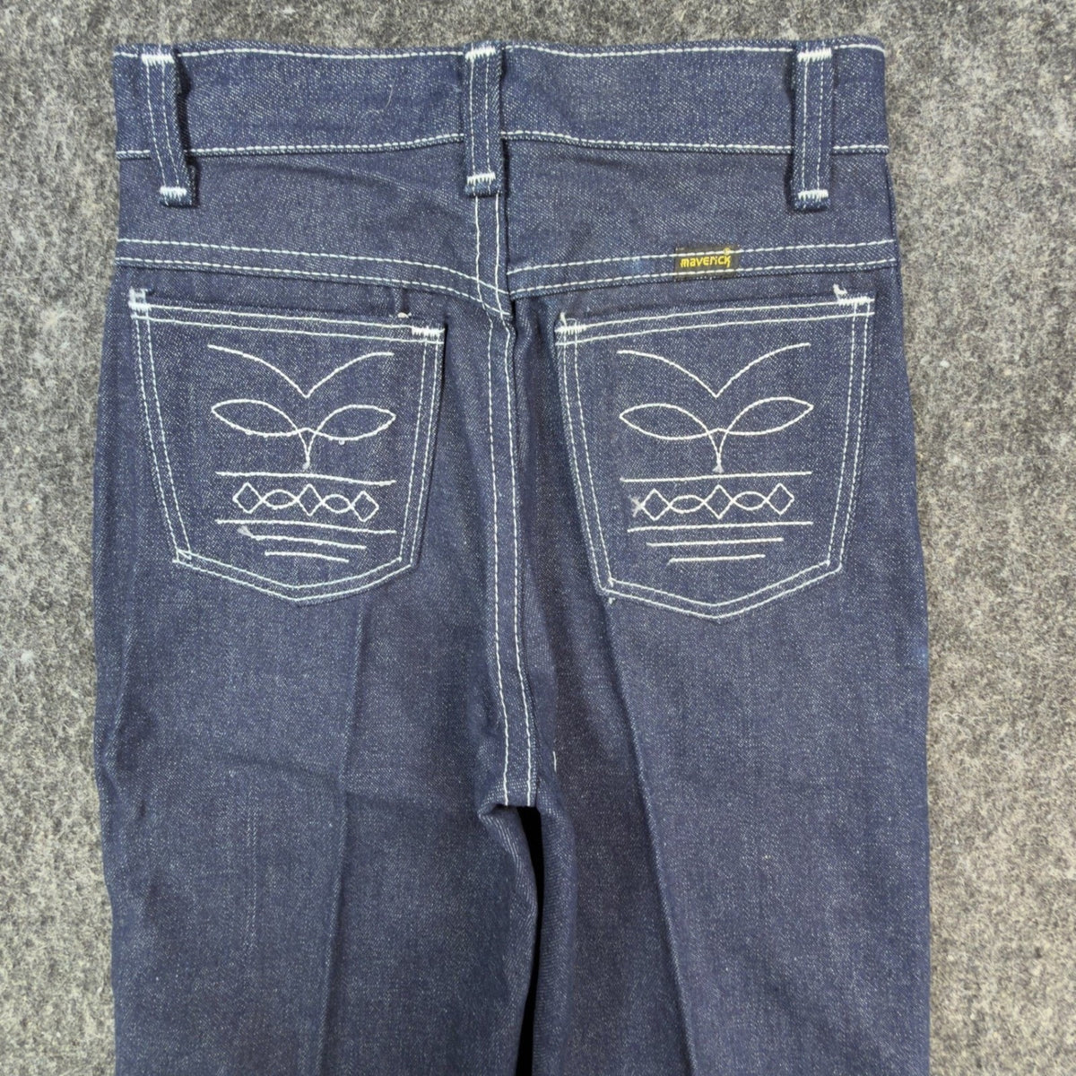 Maverick Vintage 70s Jeans Boys 12 Slim Blue Straight Leg NWT Deadstock