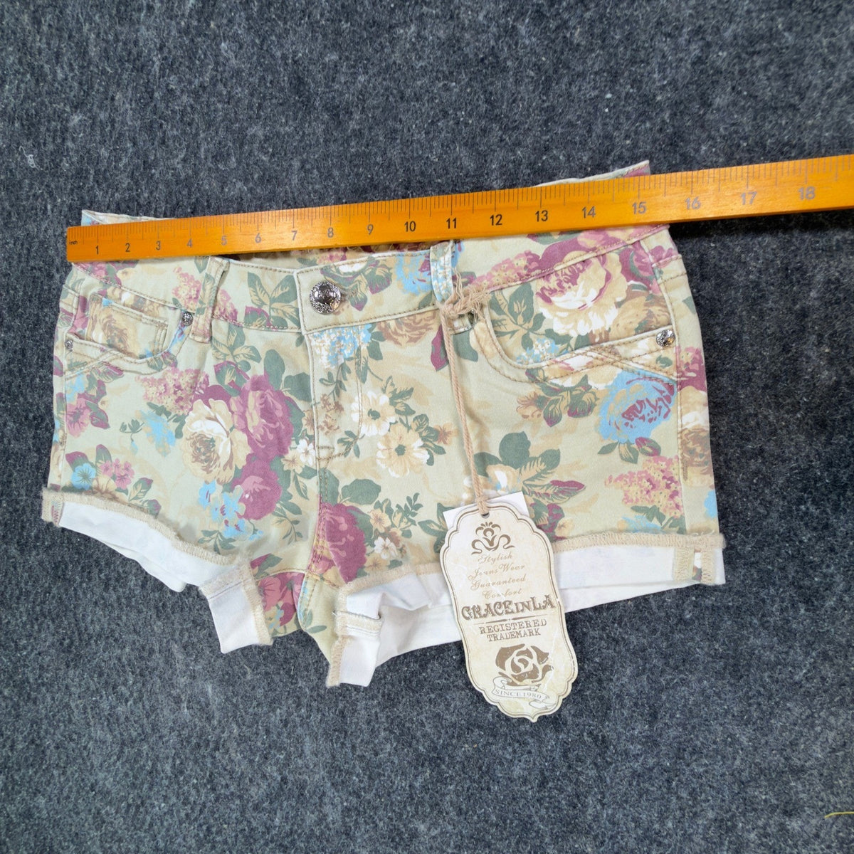 Grace in LA Y2K Floral Denim Shorts Womens 9/28 Yellow Rose NWT