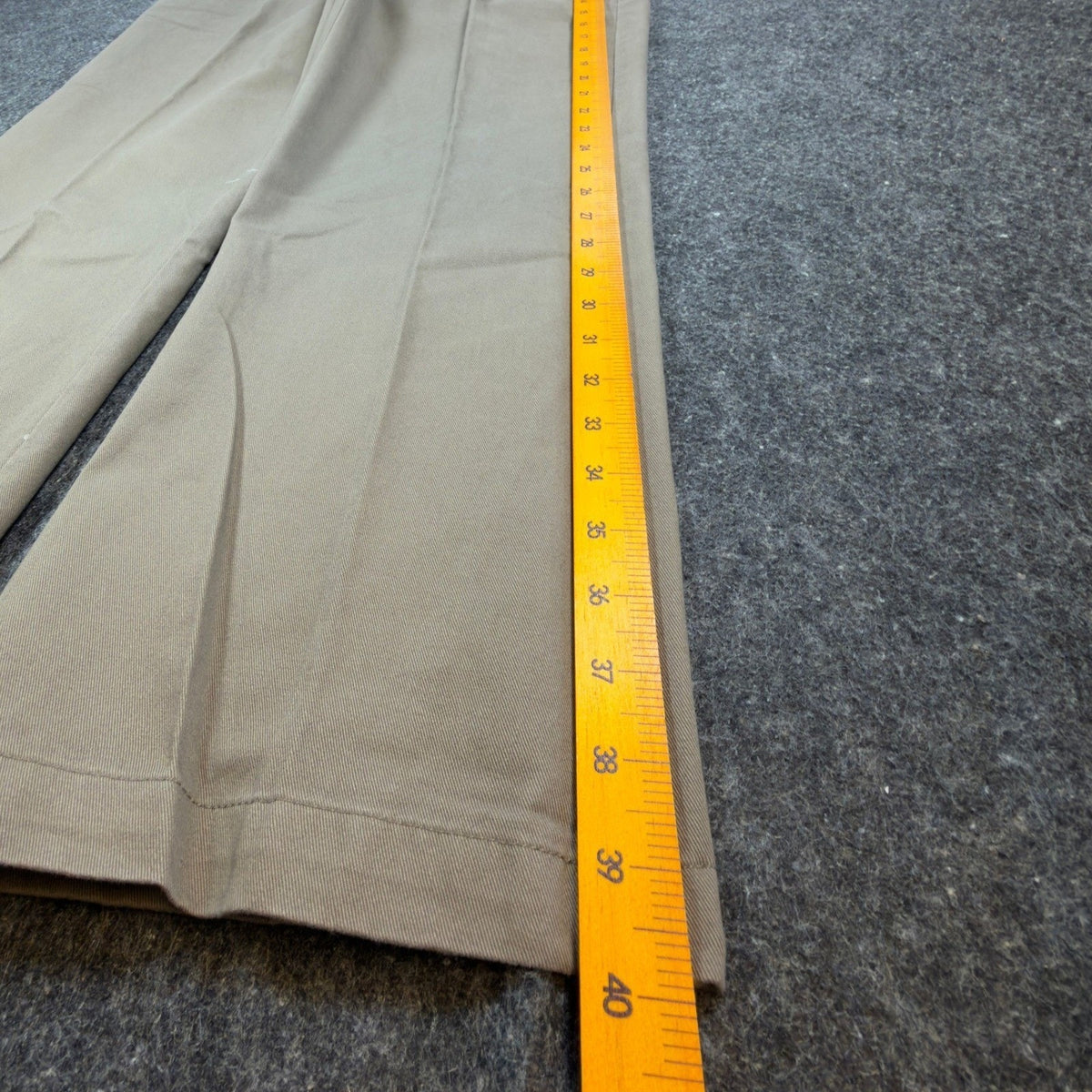 Duck Head Pants Mens 34x30 Flat Front Type 35 Original Classic Fit Olive Cotton
