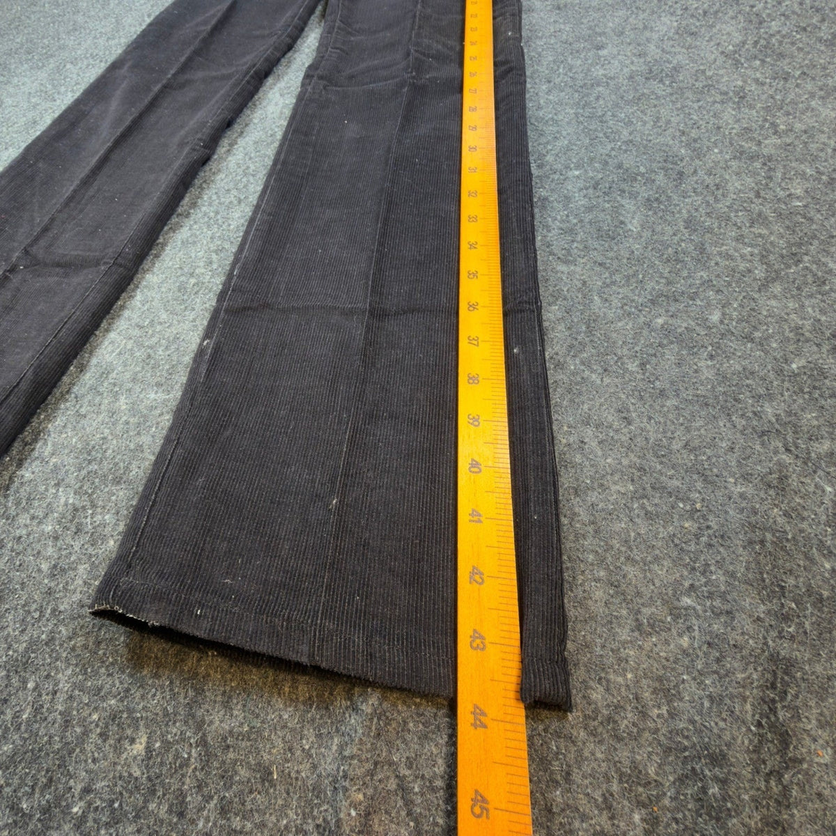 Maverick 1970s Vintage Corduroy Pants Juniors 7 Black NWT Deadstock Made in USA - take2supply