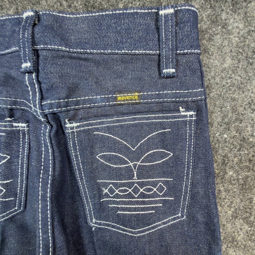Maverick Vintage 70s Jeans Boys 12 Slim Blue Straight Leg NWT Deadstock