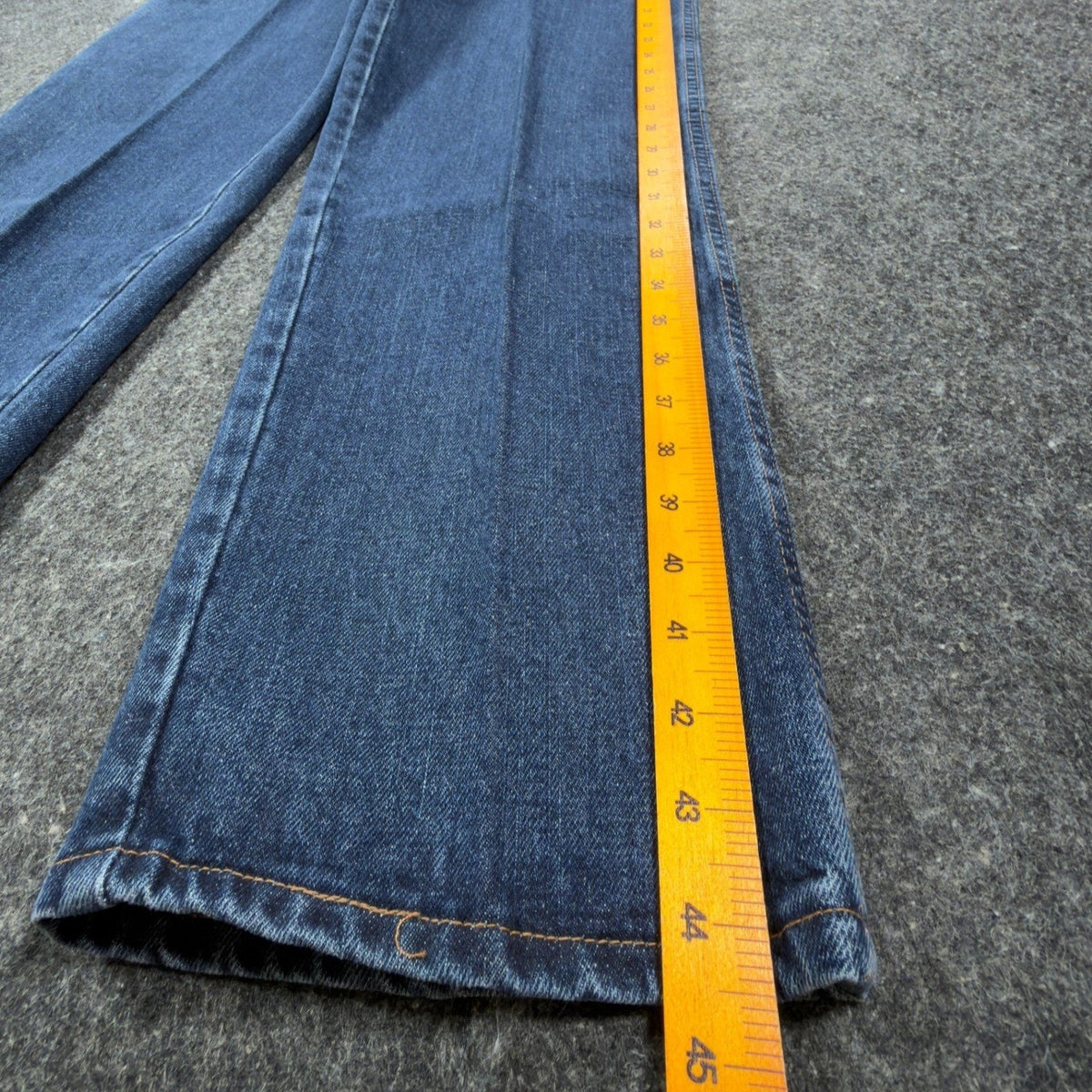 Wrangler Y2K 20X Relaxed Fit Jeans Mens 38x32 Blue Cotton Denim NWT USA