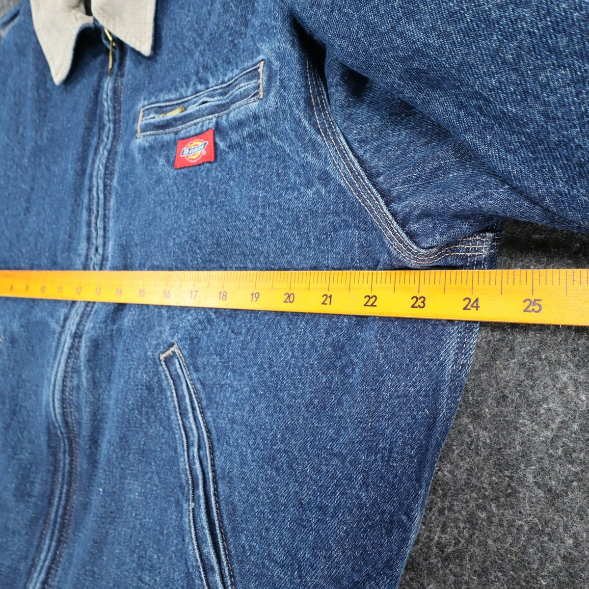 Dickies Blue Quilted Lined Denim Jacket Men’s Large Corduroy Collar NWT W735042