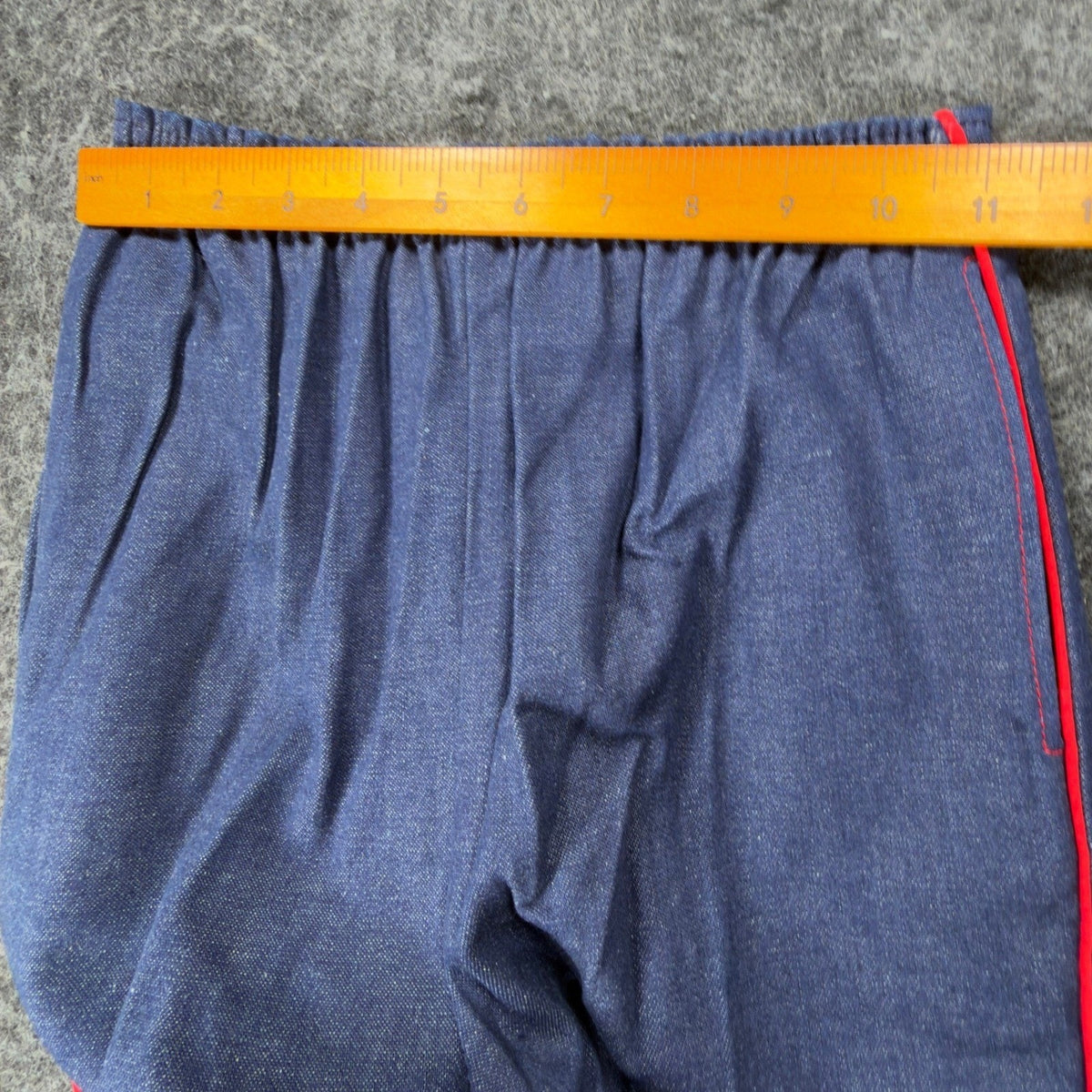 Young Maverick Jeans Girls 12 Vintage 80s Dark Denim Red Piping Waist NOS