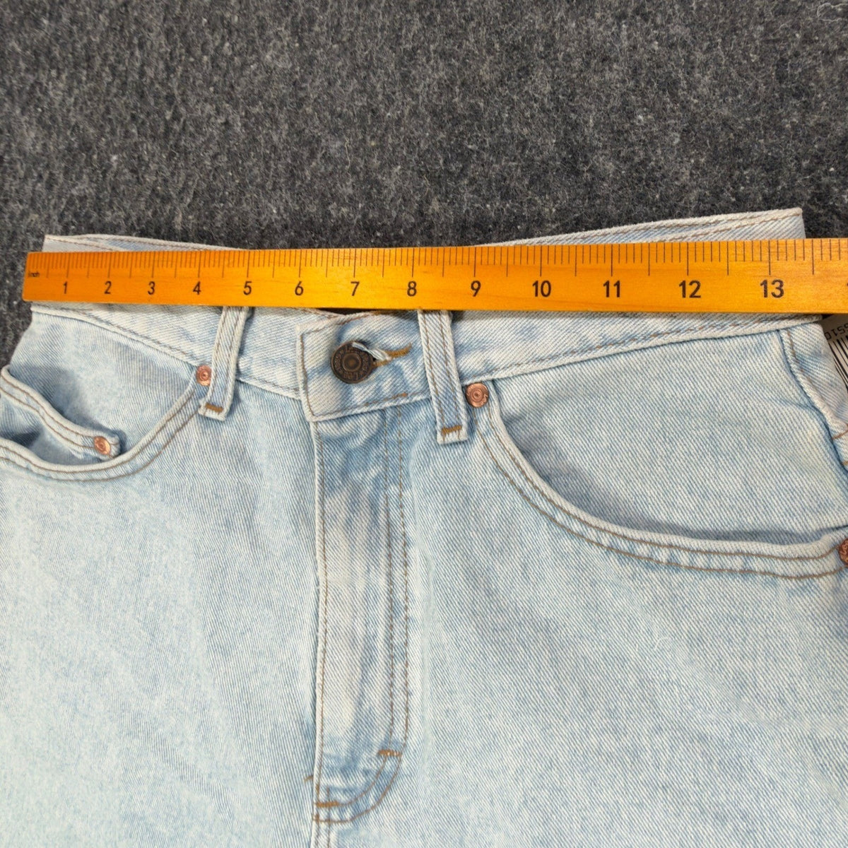 Lee 90s Vintage Relaxed Denim Shorts Junior 9 Light Wash NWT NIB - take2supply