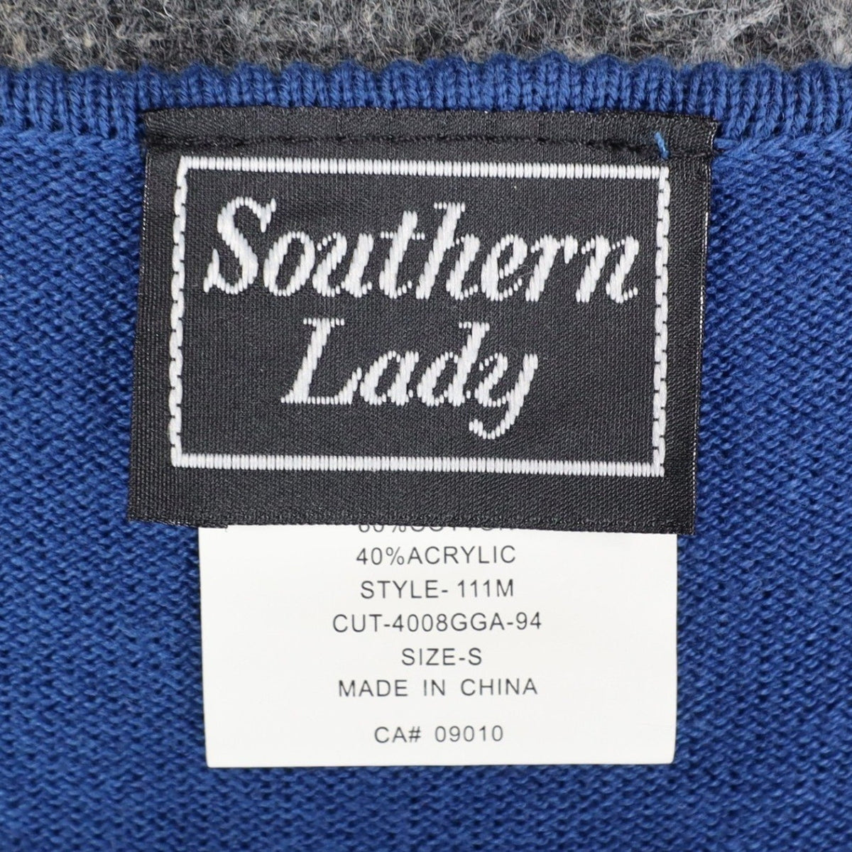 Southern Lady Sweater Top Womens Small Blue Beaded Neck Short Sleeve 111M NWT