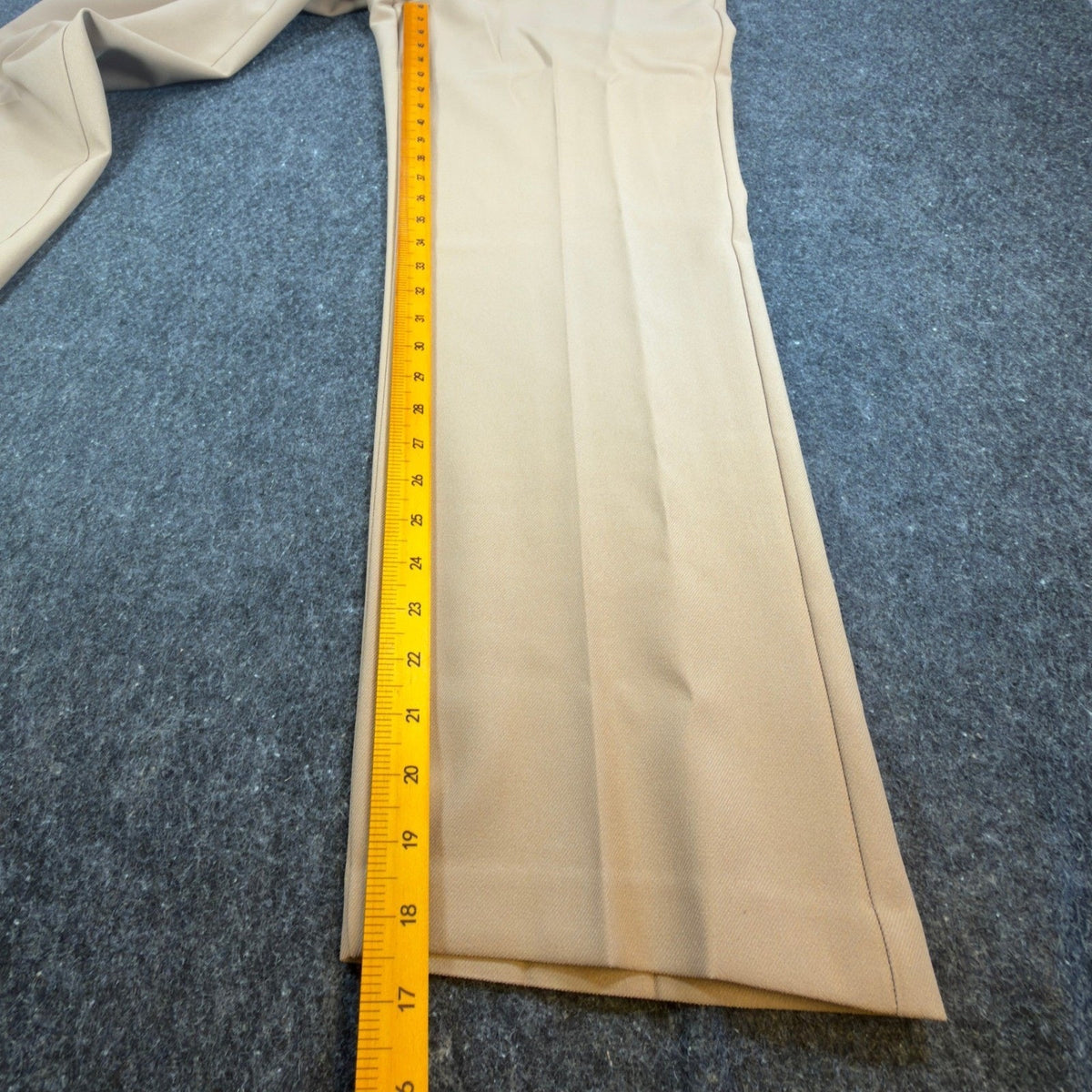 Donnkenny Pants Mens 32 Vintage 80s Tan Stretch Elastic Waist Made in USA 2701