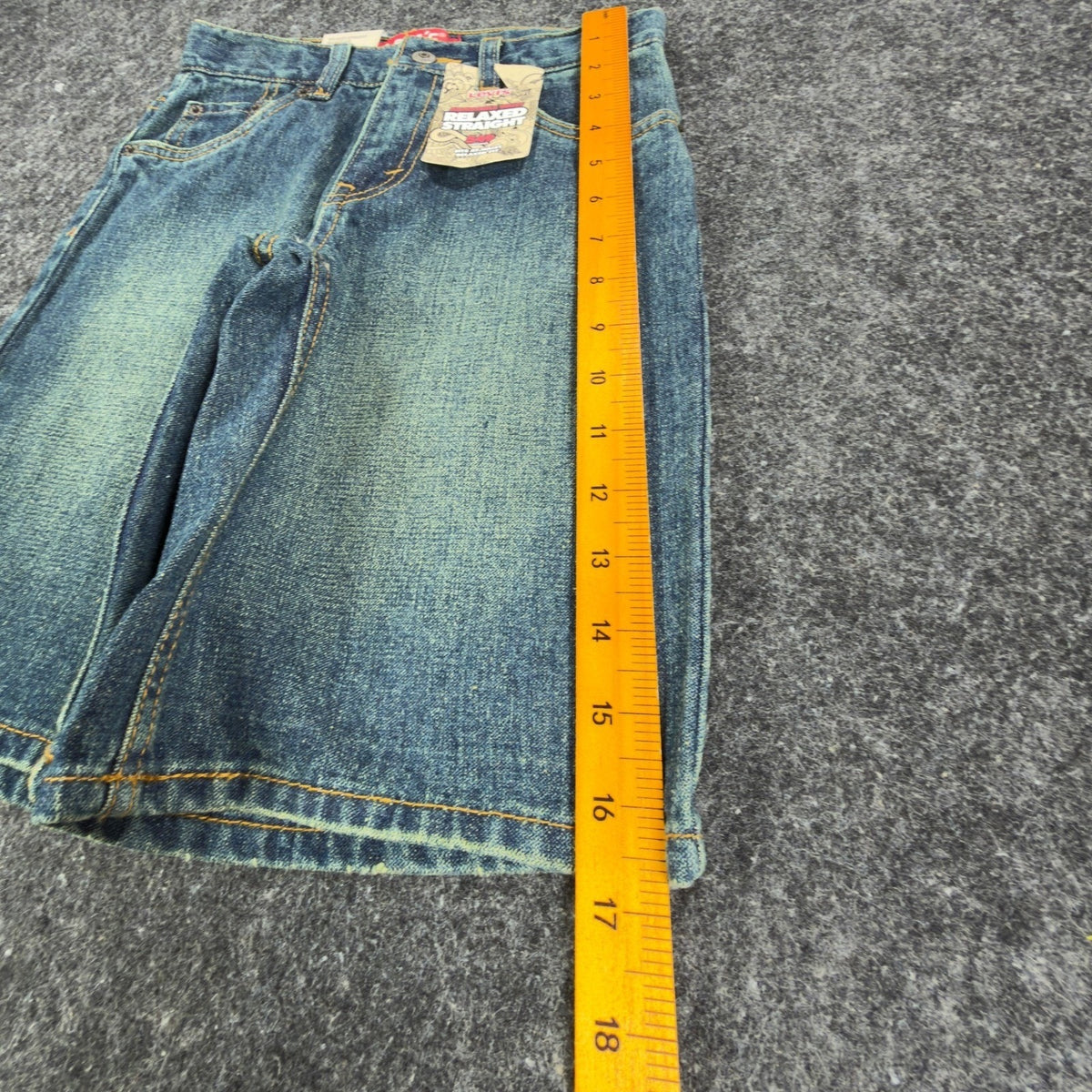 Levi's Y2K 549 Relaxed Straight Jean Shorts Boys 7 Reg Blue Denim NWT