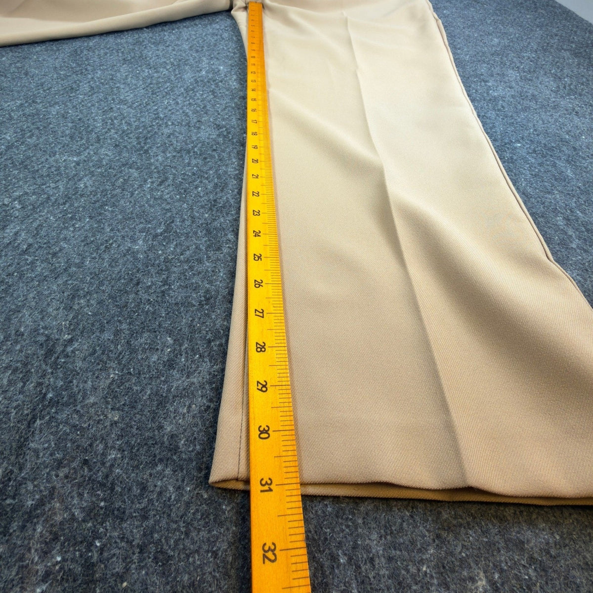 Donnkenny Pants Womens 38 Vintage 70s Beige Stretch Elastic Waist Made USA NWT