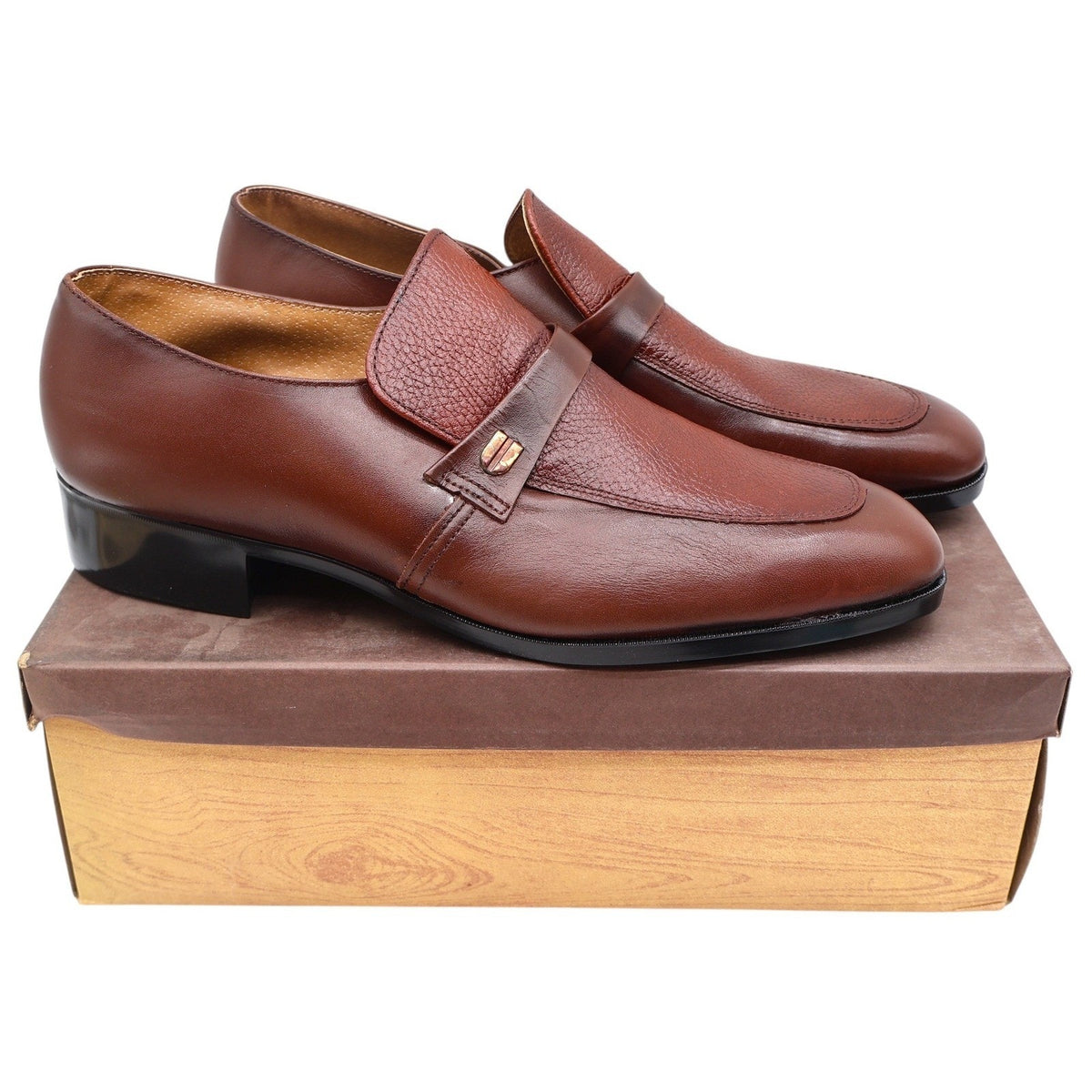 Vintage Barclay Endicott Johnson 95182 Brown Leather Slip-On Loafers Men's 12D Deadstock - take2supply