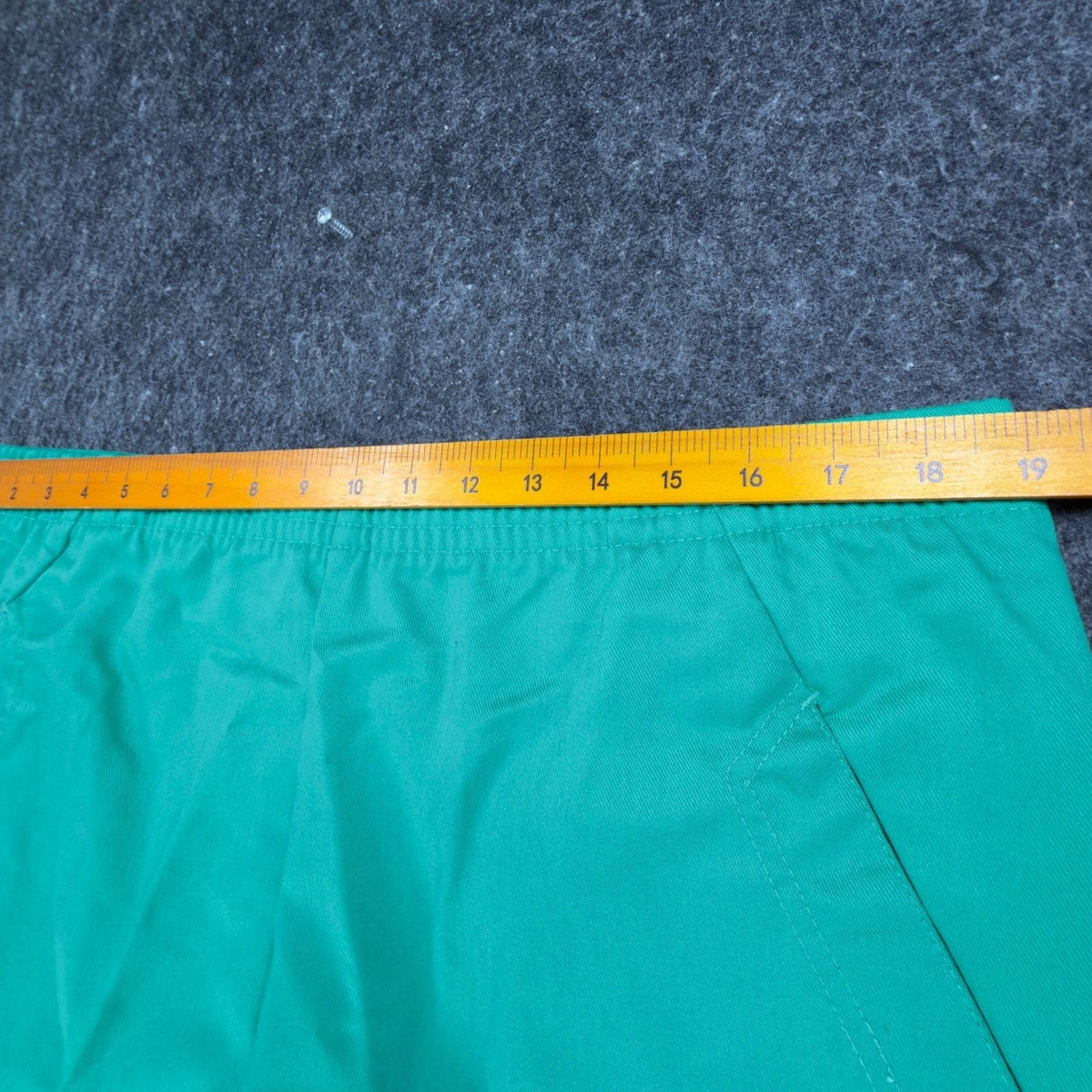 Levi's Vintage 80s Shorts Girls 14 Green Cotton Blend Deadstock NWT USA Made - take2supply