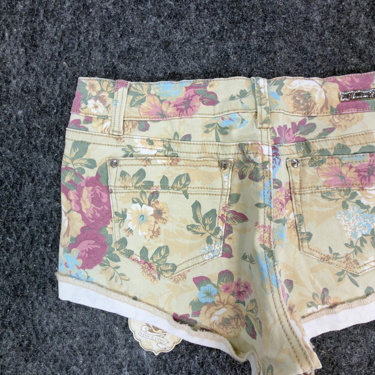 Grace in LA Y2K Floral Denim Shorts Womens 9/28 Yellow Rose NWT