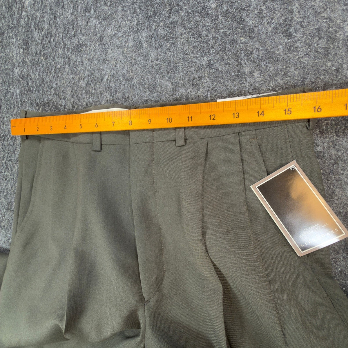 Glen Oaks Vintage 90s Dress Pants Mens 32x32 Olive Pleated Wool Blend NWT
