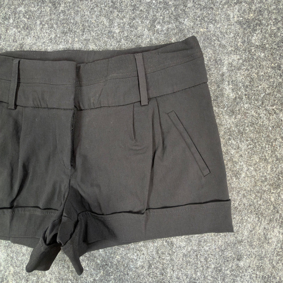 My Michelle Dress Shorts NWT Womens 9 Black Cuffed Trouser Stretch