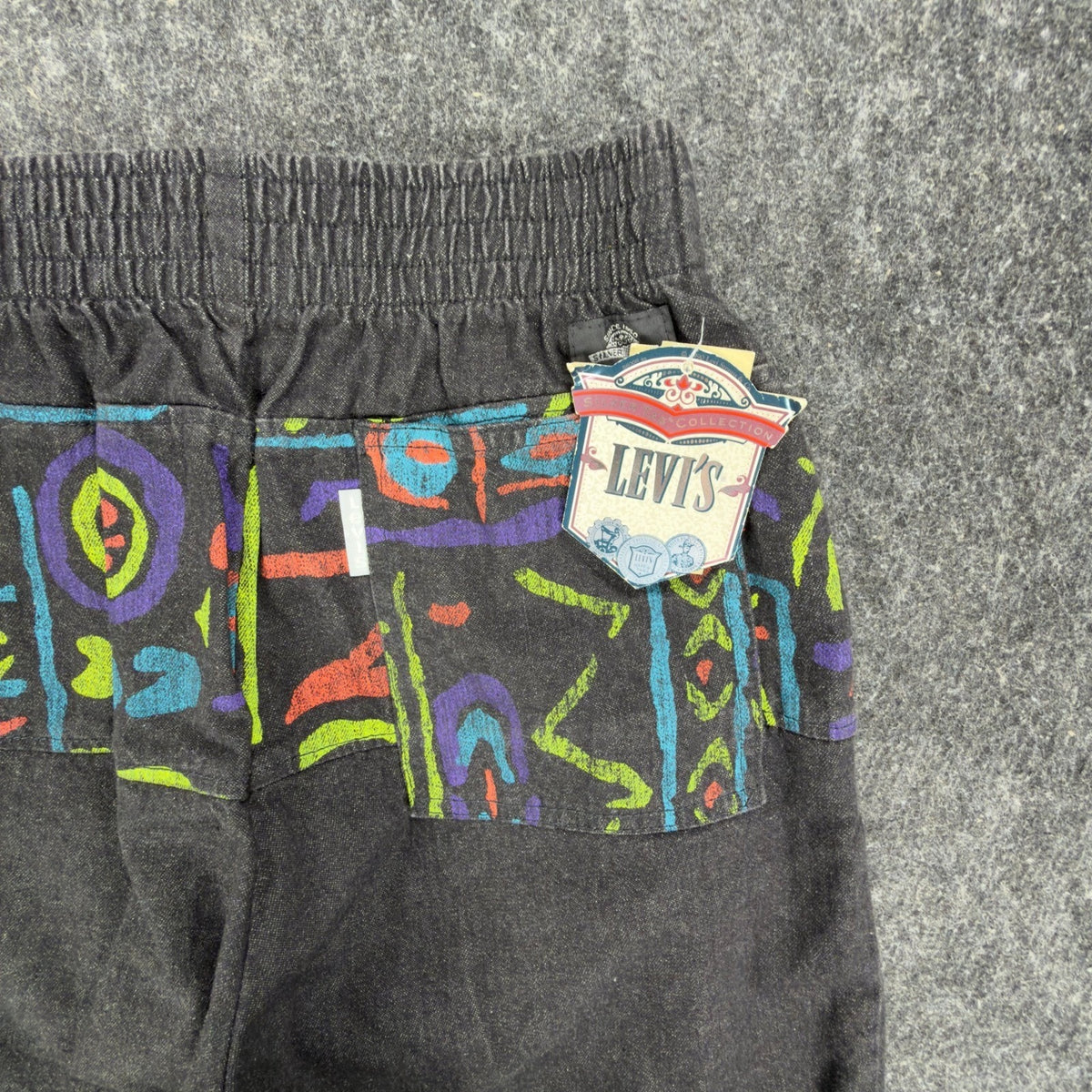 Levis Vintage 90s SilverTab Shorts Mens Small Black Abstract Print NWT Deadstock - take2supply