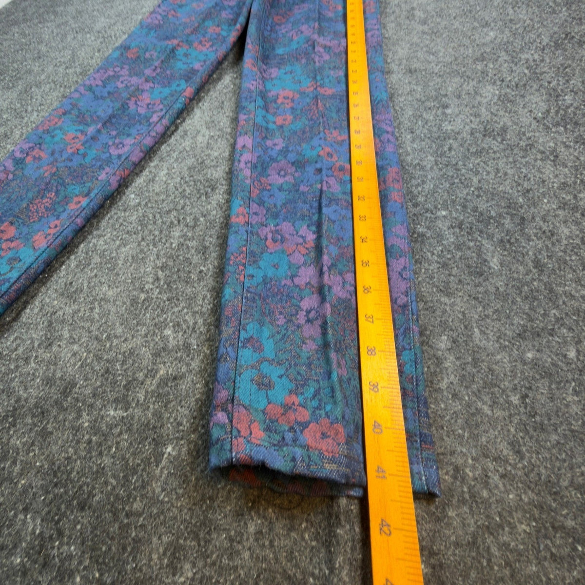 Lee Vintage 90s Tapered Rider Jeans Juniors 5 Blue Floral Cotton NWT Made in USA