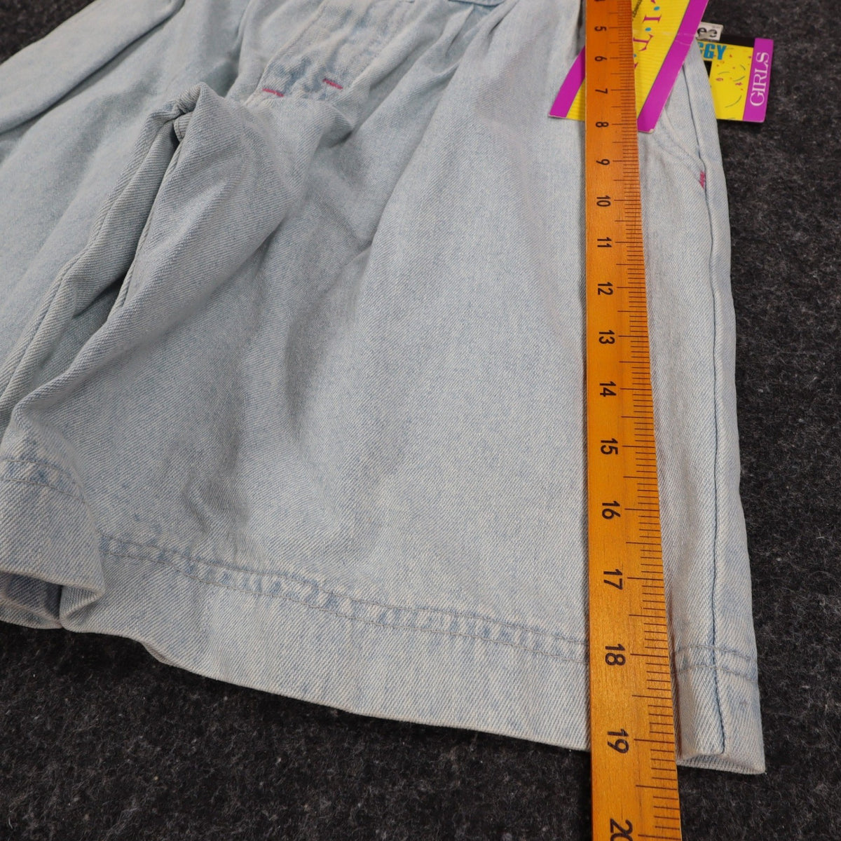 Lee Girls 14 Regular W26 Vintage 90s Baggy Fit Denim Shorts Aged Blue High Waist Belted Made in USA NWT Deadstock
