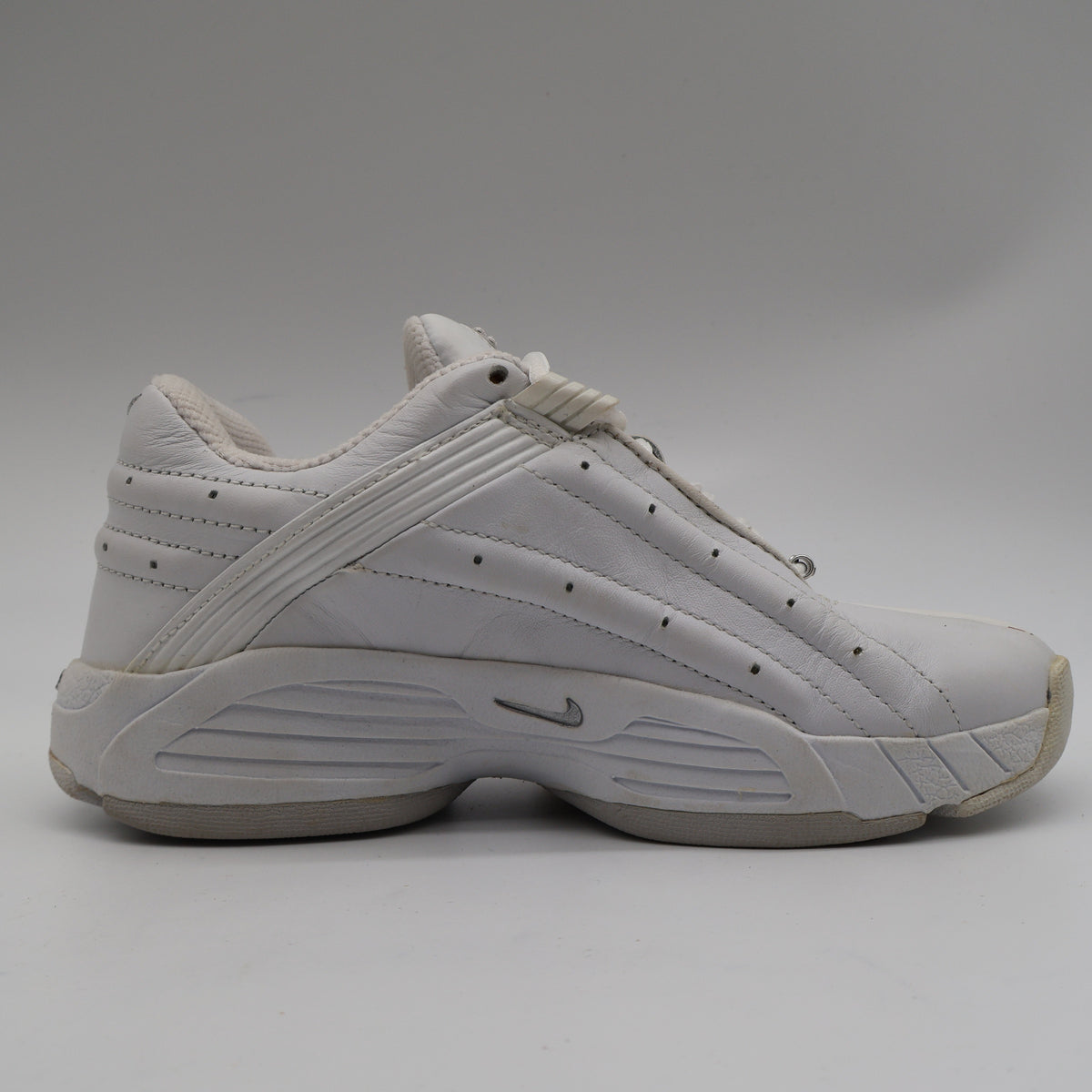 Nike Air Trainer Deluxe Womens 5.5 Vintage 2002 Deadstock White Silver Leather Shoes