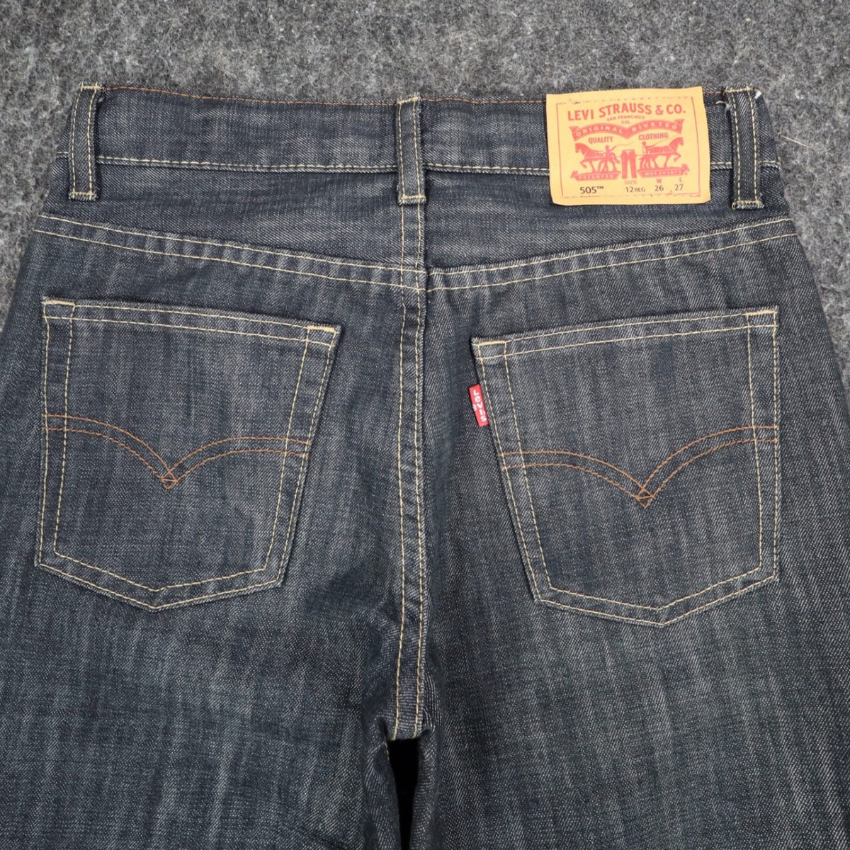 Levi's 505 Boys 12 Regular W26 L27 Dark Wash Indigo Straight Leg Jeans Deadstock
