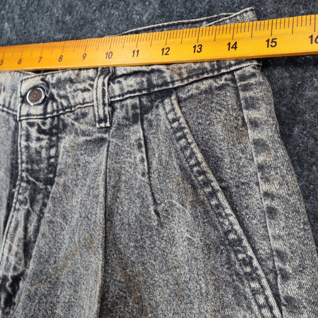 Levi's SilverTab Vintage 90s USA Acid Wash Grey Pleated Denim Shorts 29 Deadstock