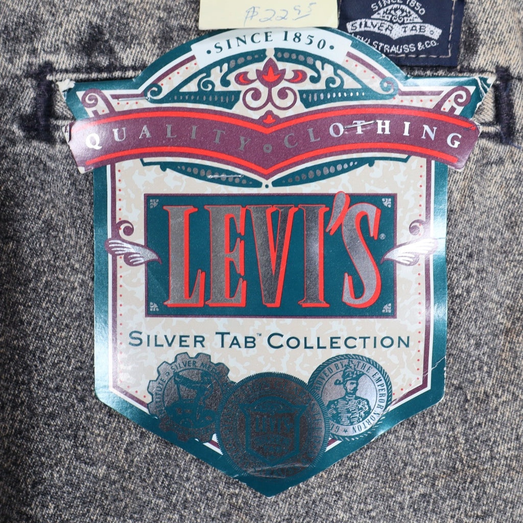 Levi's SilverTab Vintage 90s USA Acid Wash Grey Pleated Denim Shorts 29 Deadstock