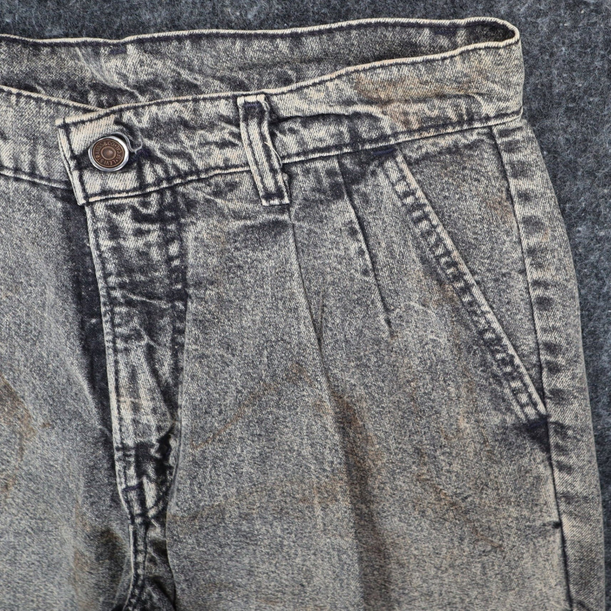 Levi's SilverTab Vintage 90s USA Acid Wash Grey Pleated Denim Shorts 29 Deadstock