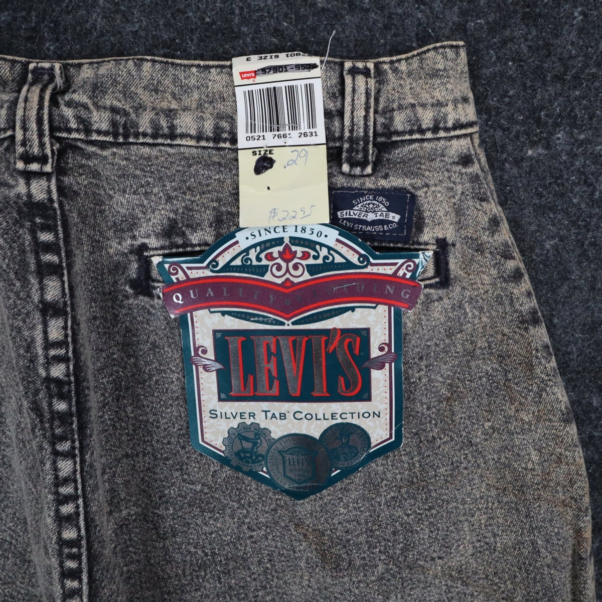 Levi's SilverTab Vintage 90s USA Acid Wash Grey Pleated Denim Shorts 29 Deadstock