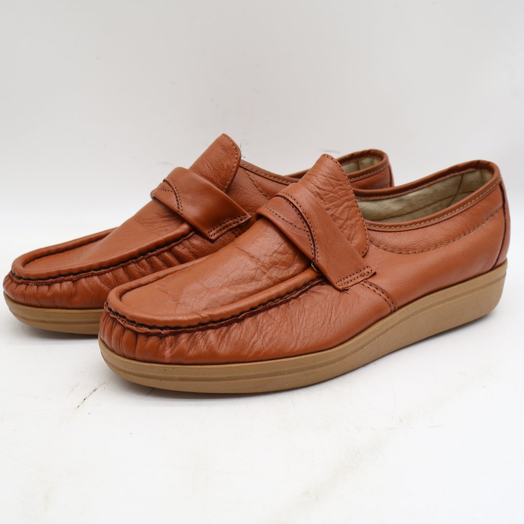 Vintage 1980s Wayfarer Cognac Leather Wedge Sole Penny Loafers Men’s 8D Deadstock